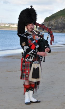 Black Watch Military Piper